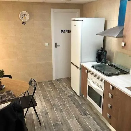 Stylish En Piso Compartido- Elche- Center *
