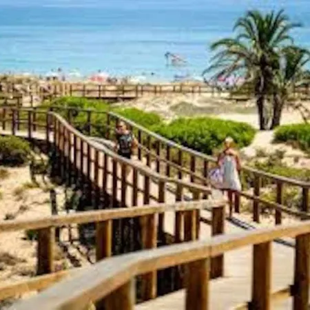 Stylish En Piso Compartido- Elche- Center Bed and breakfast *